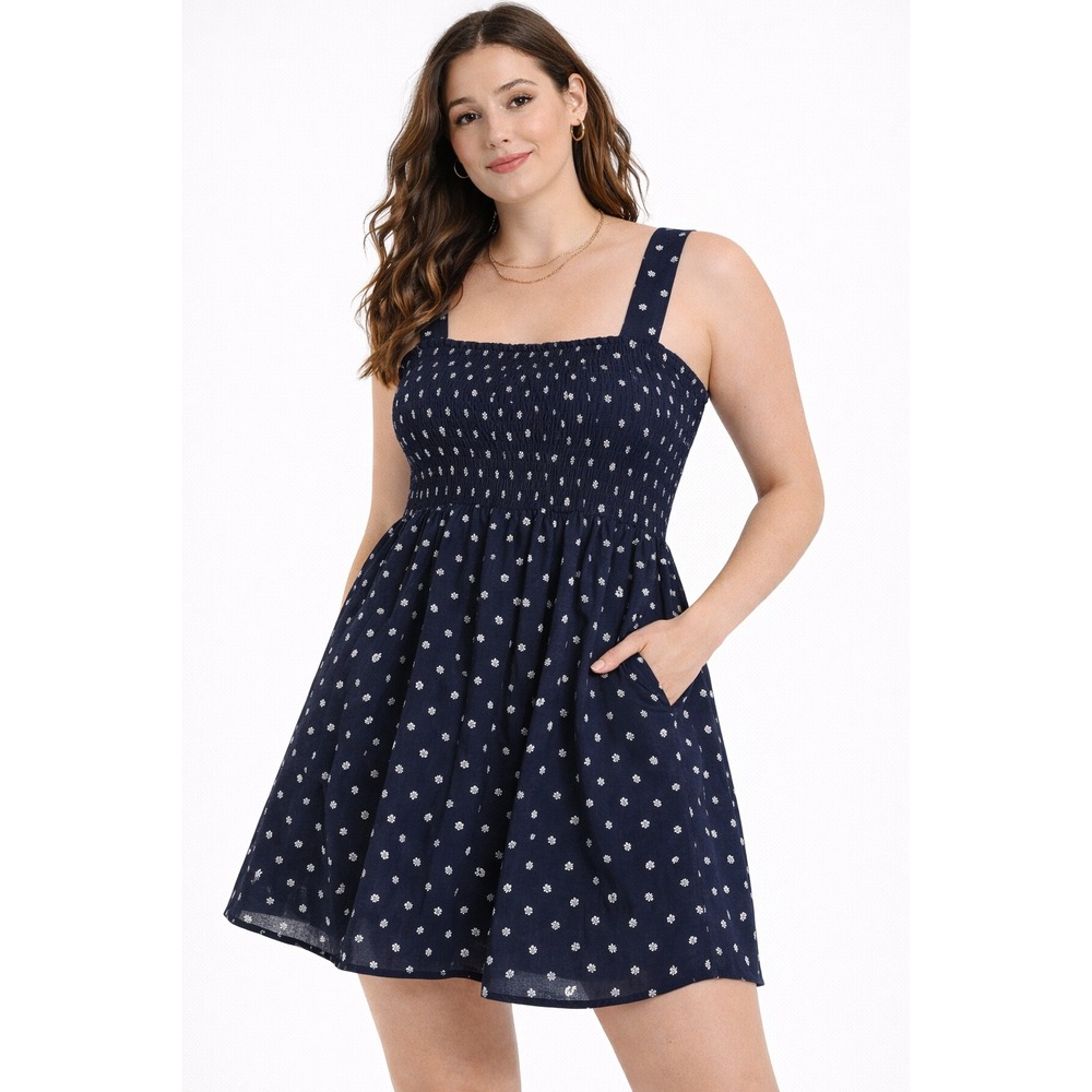 American Eagle‎ Dress Womens Large Black Floral Smocked Cross Back Mini Sundress